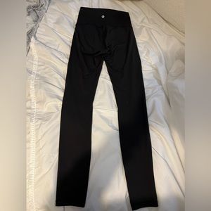 Lululemon aligns, length 31”, Size 4